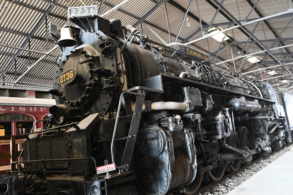 Chesapeake & Ohio #2736 locomotive and tender